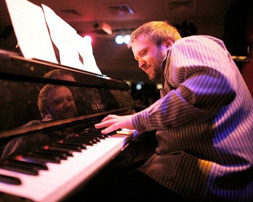 Vladimir Kapyrin at the piano